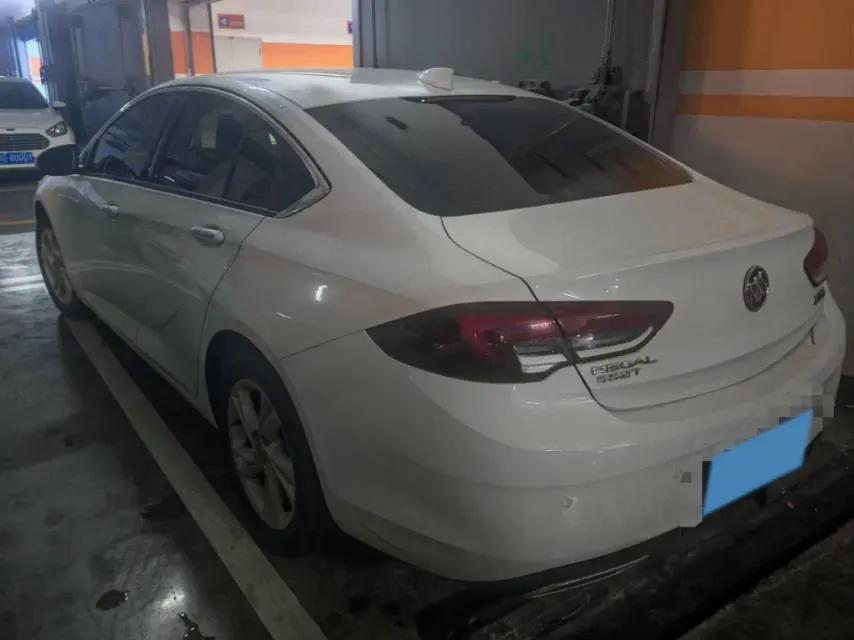 2022 Buick Regal 1.5T 169HP L4 9AT,autocango,china used car exporter,china ev exporter,chinese used car exporter,chinese used ev exporter
