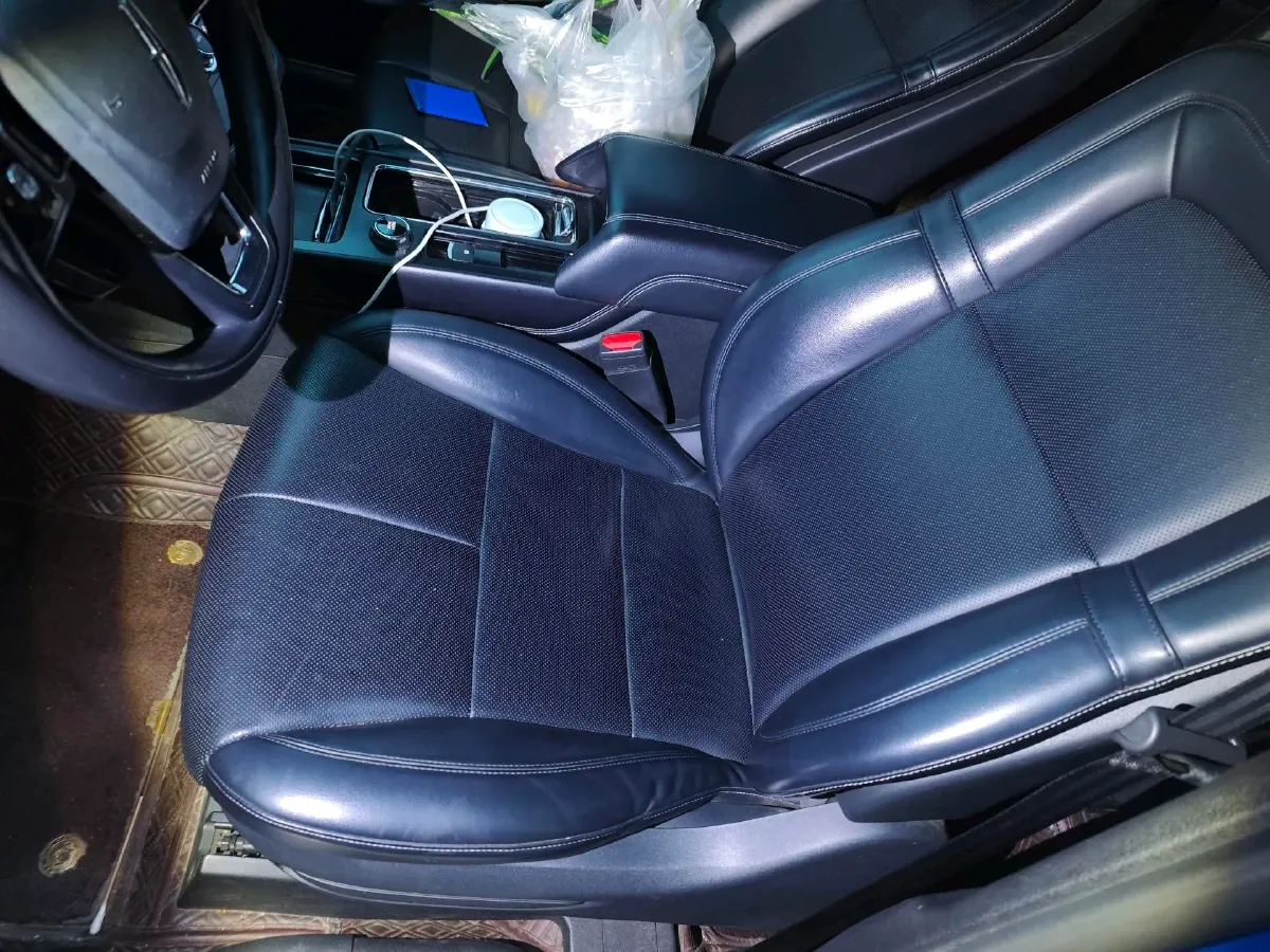 2021 Lincoln Corsair 2.0T 245HP L4 8AT,autocango,china used car exporter,china ev exporter,chinese used car exporter,chinese used ev exporter