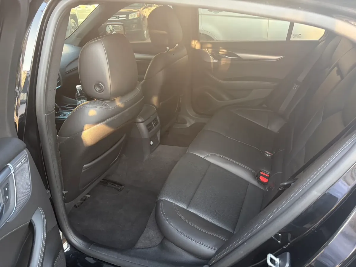 2021 Cadillac CT5 2.0T 237HP L4 10AT,autocango,china used car exporter,china ev exporter,chinese used car exporter,chinese used ev exporter