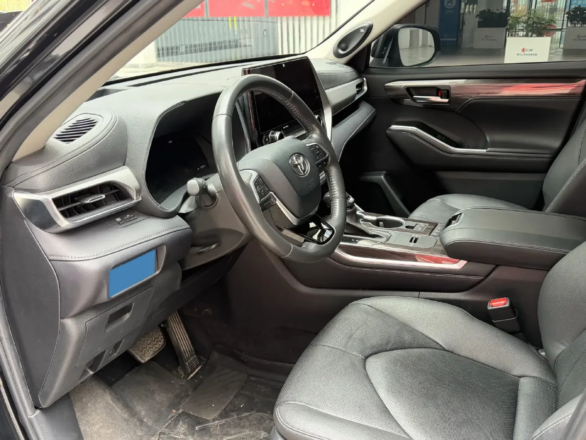 2022 Toyota Highlander 2.0T 248HP L4 8AT,autocango,china used car exporter,china ev exporter,chinese used car exporter,chinese used ev exporter