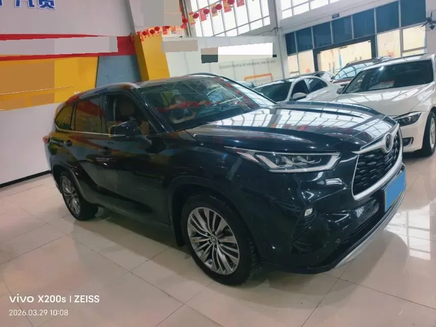 2022 Toyota Highlander 2.0T 248HP L4 8AT,autocango,china used car exporter,china ev exporter,chinese used car exporter,chinese used ev exporter