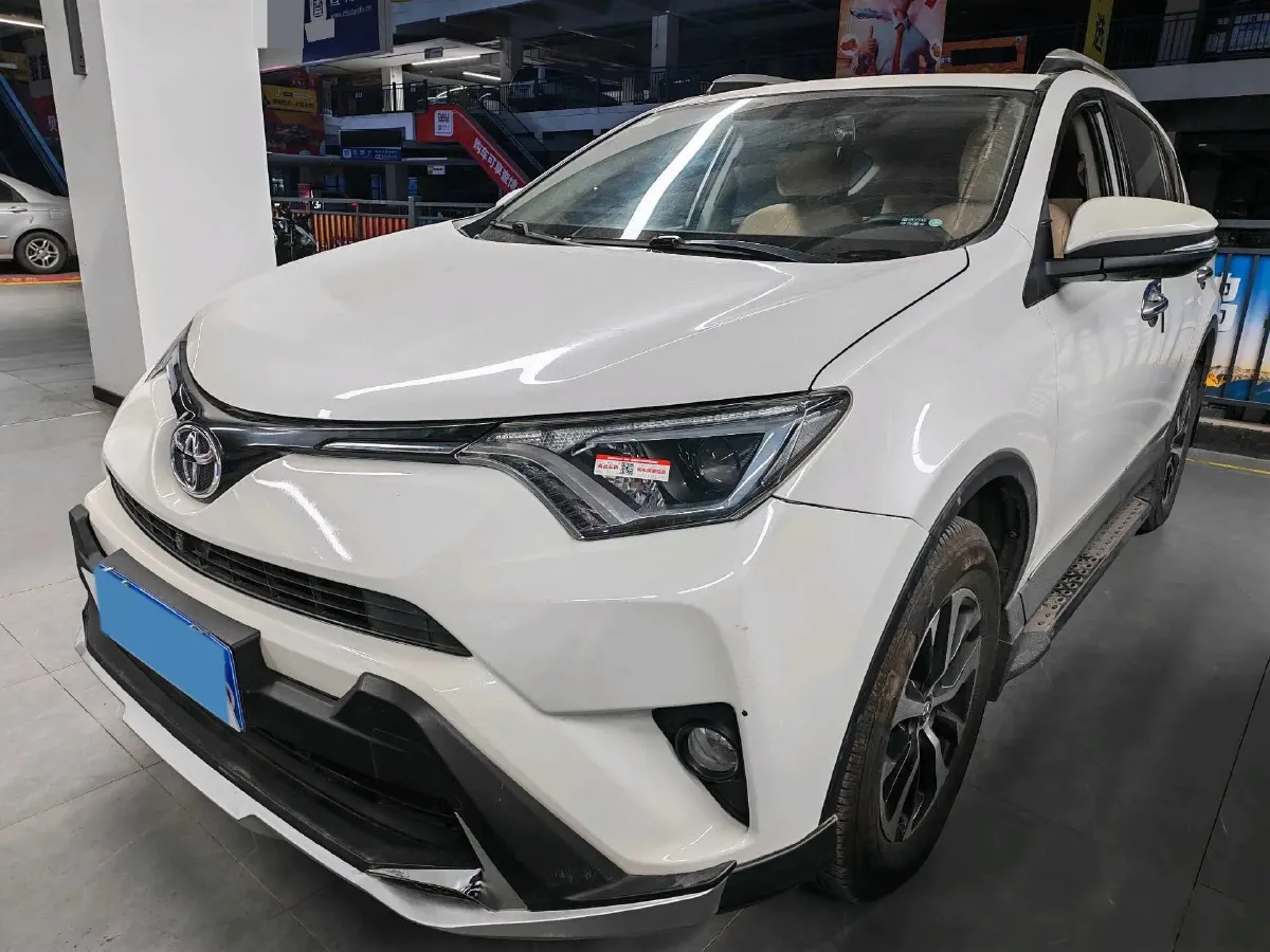 2018 Toyota RAV4 2.0L 151HP L4 CVT,autocango,china used car exporter,china ev exporter,chinese used car exporter,chinese used ev exporter
