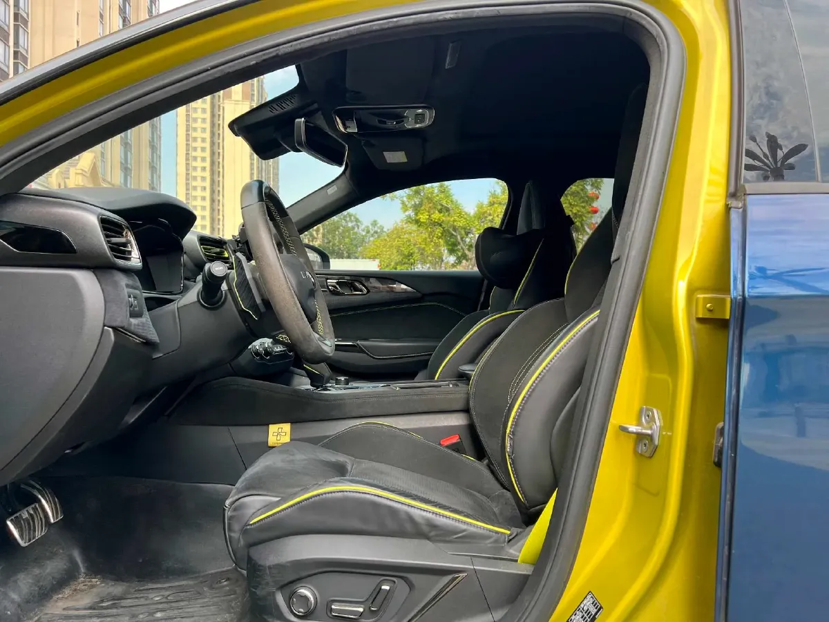 2021 LYNK&CO 03 2.0T 254HP L4 8AT,autocango,china used car exporter,china ev exporter,chinese used car exporter,chinese used ev exporter