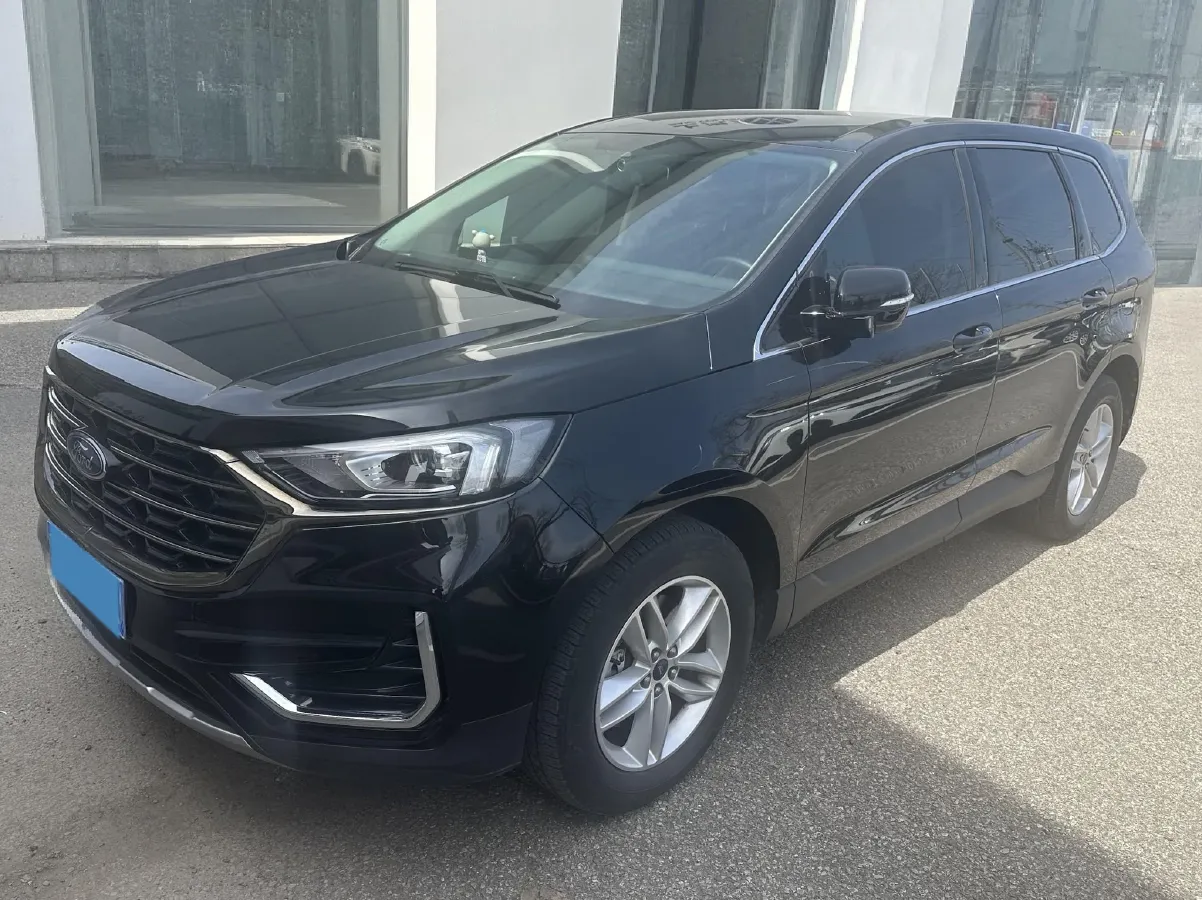 2021 Ford Edge 2.0T 245HP L4 8AT,autocango,china used car exporter,china ev exporter,chinese used car exporter,chinese used ev exporter