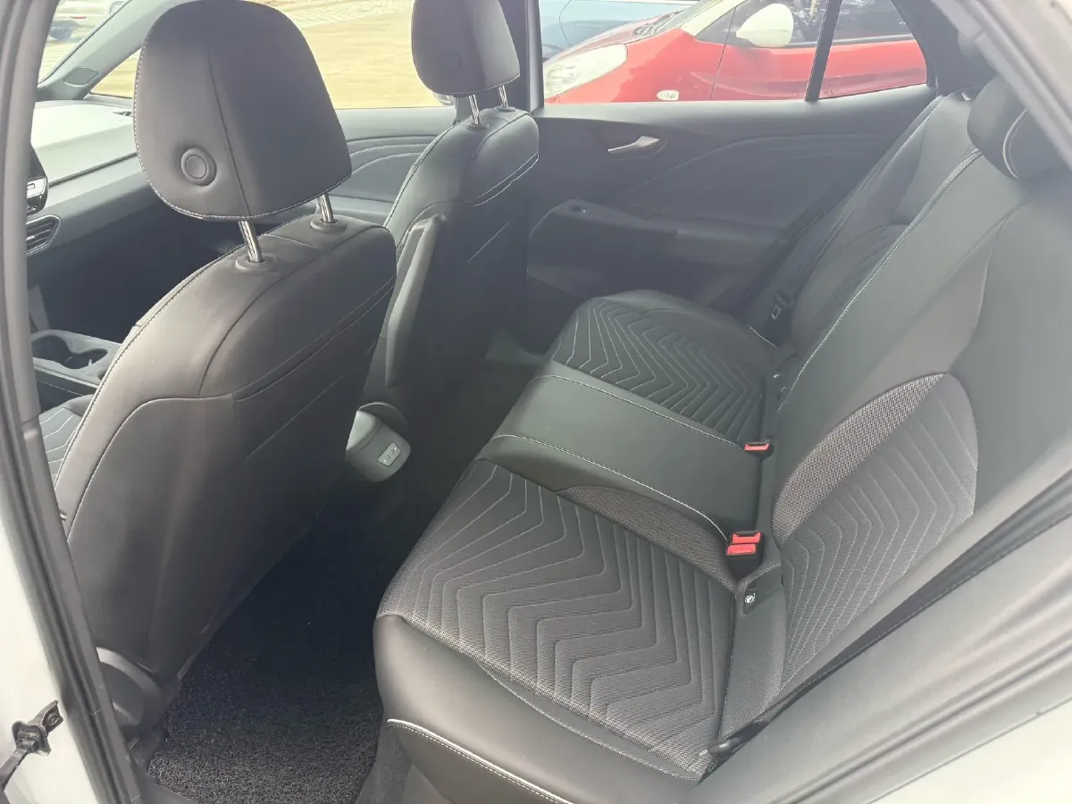 2023 MAXUS G50 1.5T 181HP L4 7DCT,autocango,china used car exporter,china ev exporter,chinese used car exporter,chinese used ev exporter