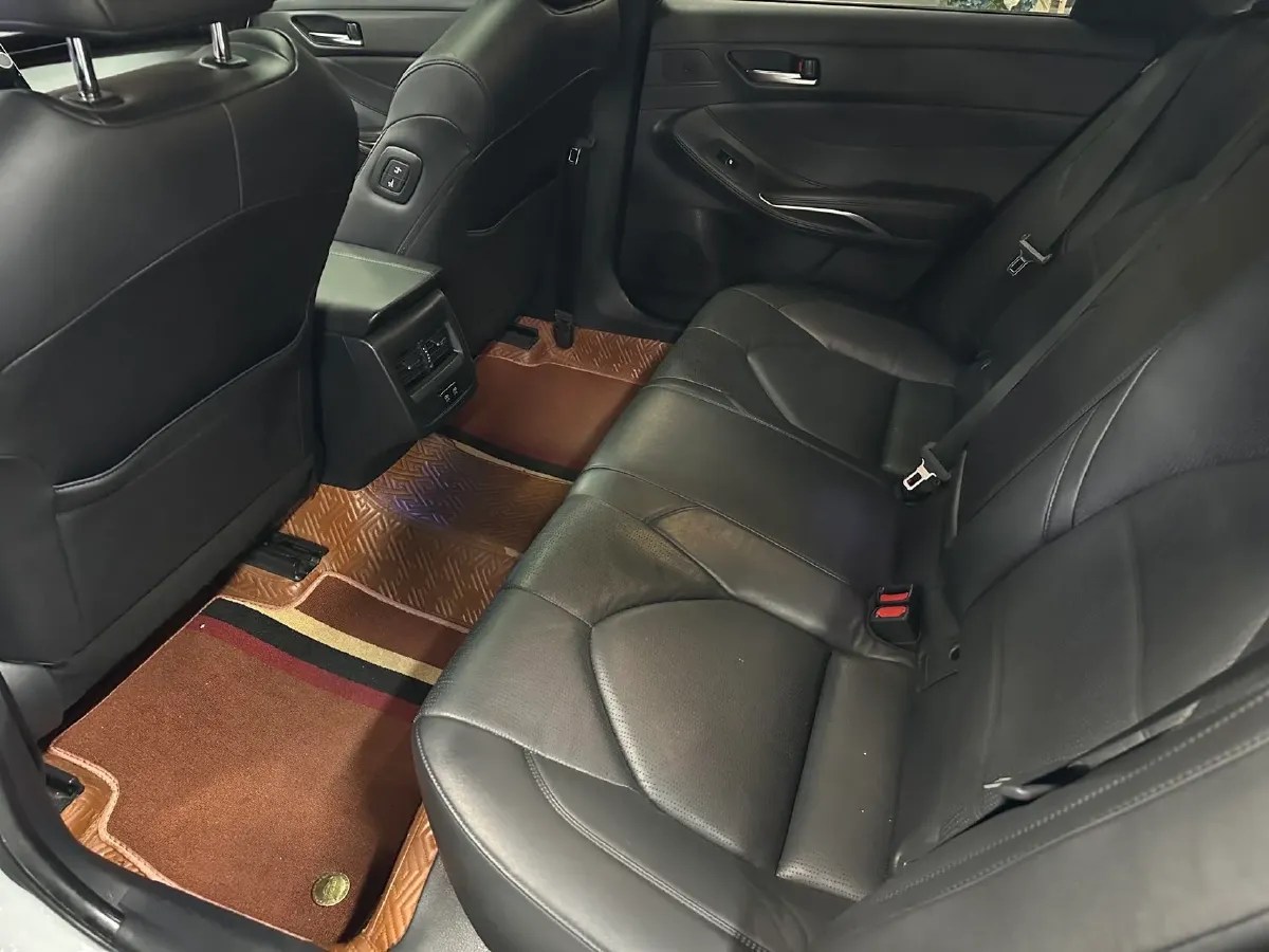 2021 Toyota Avalon 2.5L 209HP L4 8AT,autocango,china used car exporter,china ev exporter,chinese used car exporter,chinese used ev exporter