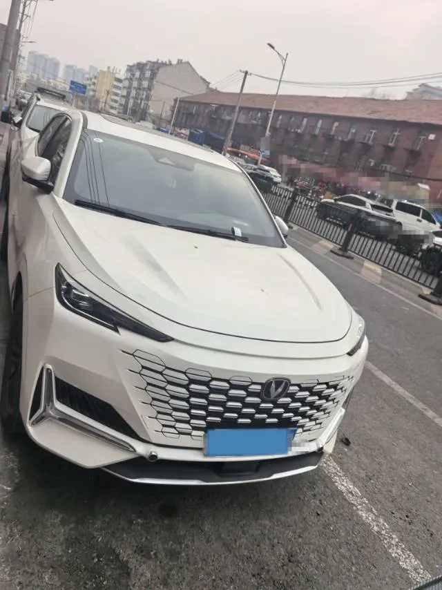 2024 ChangAn UNI-K 2.0T 233HP L4 8AT,autocango,china used car exporter,china ev exporter,chinese used car exporter,chinese used ev exporter