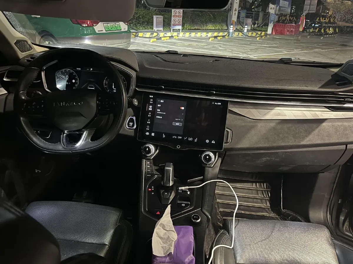 2021 LYNK&CO 01 2.0T 218HP L4 8AT,autocango,china used car exporter,china ev exporter,chinese used car exporter,chinese used ev exporter