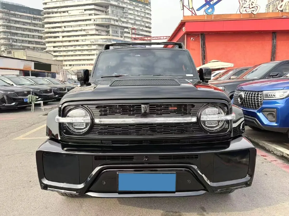 2023 Cyberspace 300 2.0T 227HP L4 8AT,autocango,china used car exporter,china ev exporter,chinese used car exporter,chinese used ev exporter