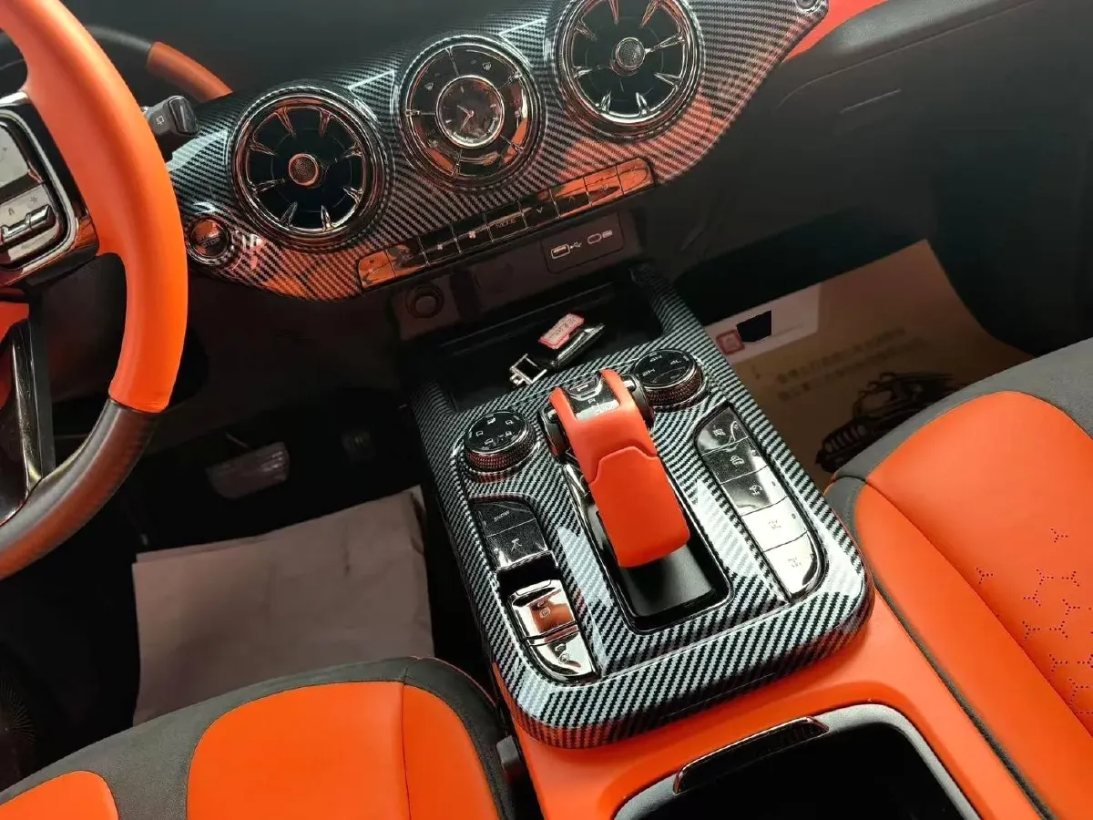 2023 Cyberspace 300 2.0T 227HP L4 8AT,autocango,china used car exporter,china ev exporter,chinese used car exporter,chinese used ev exporter