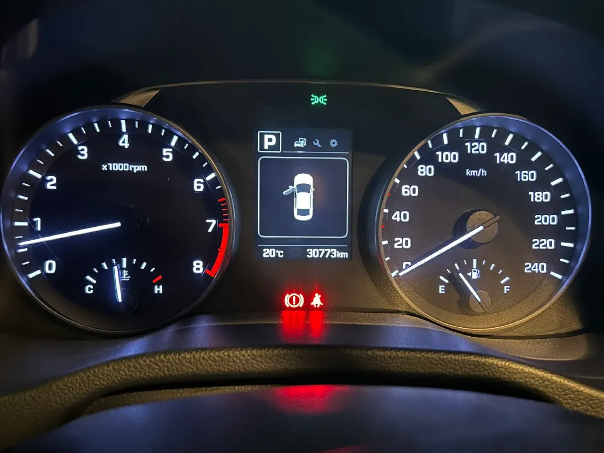 2018 Hyundai Elantra 1.6L 130HP L4 6AT,autocango,china used car exporter,china ev exporter,chinese used car exporter,chinese used ev exporter