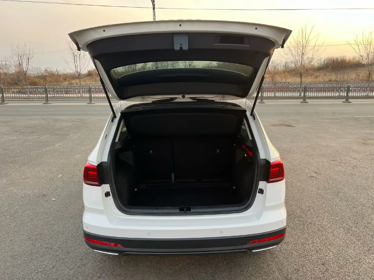 2022 Volkswagen Tharu 1.4T 150HP L4 7DCT,autocango,china used car exporter,china ev exporter,chinese used car exporter,chinese used ev exporter