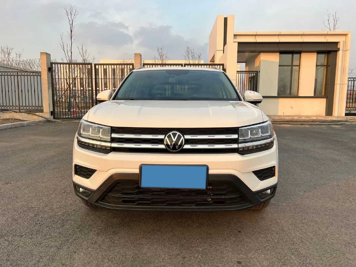 2022 Volkswagen Tharu 1.4T 150HP L4 7DCT,autocango,china used car exporter,china ev exporter,chinese used car exporter,chinese used ev exporter