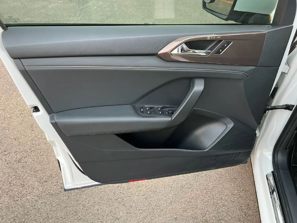 2022 Volkswagen Tharu 1.4T 150HP L4 7DCT,autocango,china used car exporter,china ev exporter,chinese used car exporter,chinese used ev exporter