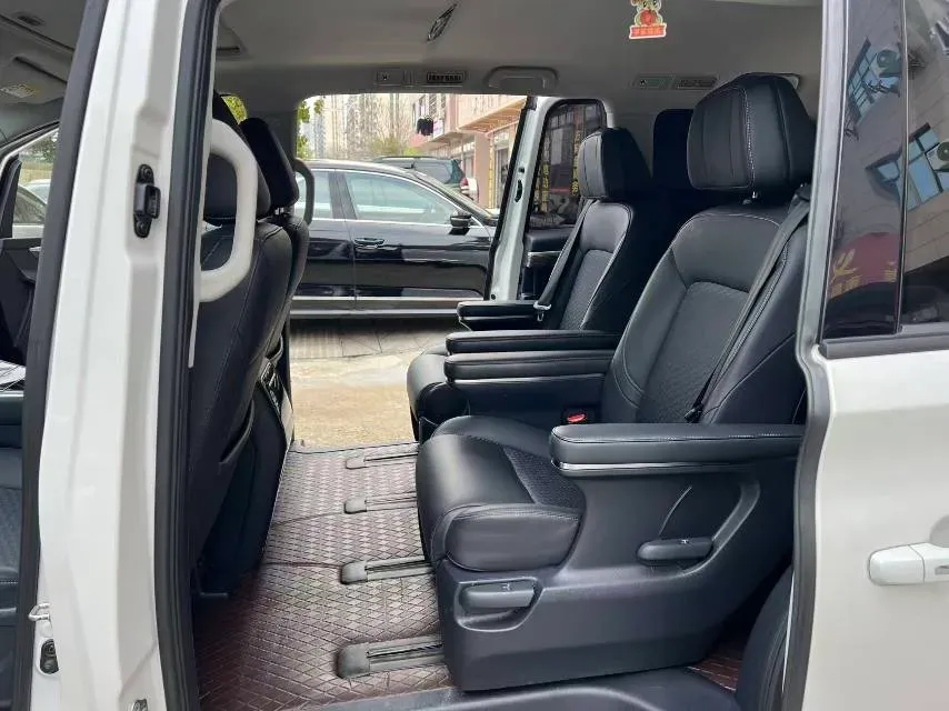 2023 GAC Trumpchi M8 2.0T 252HP L4 8AT,autocango,china used car exporter,china ev exporter,chinese used car exporter,chinese used ev exporter