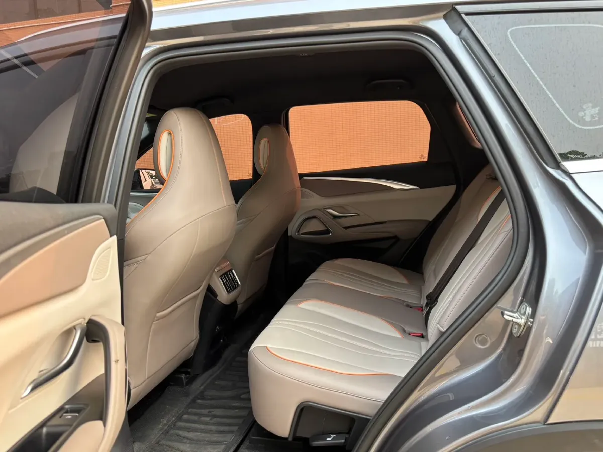 2024 BYD Song Pro 1.5L 110HP L4 E-CVT PHEV 12.9KWH,autocango,china used car exporter,china ev exporter,chinese used car exporter,chinese used ev exporter