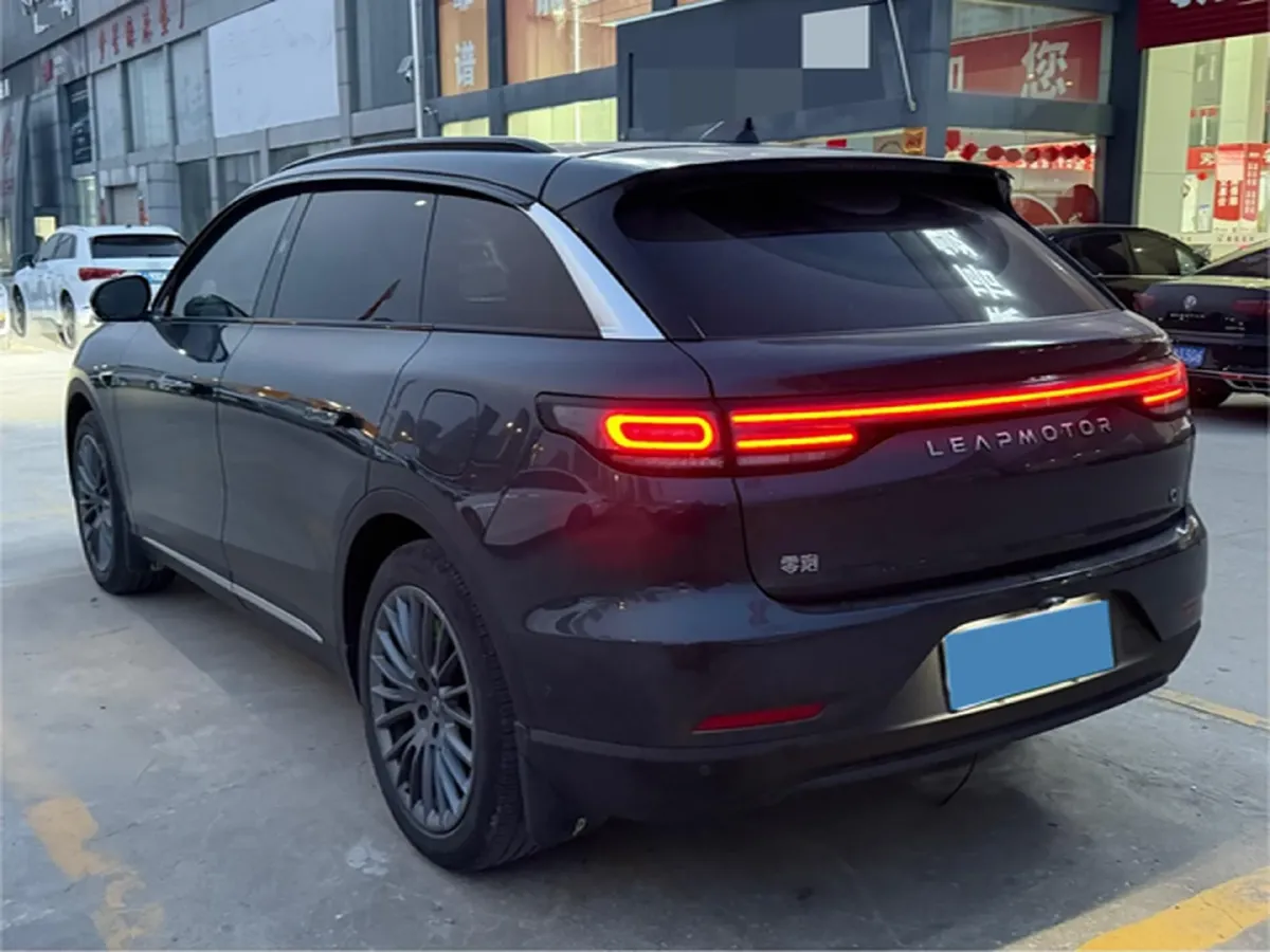 2023 Leapmotor C11 1.5L 95HP L4 REEV 43.74KWH,autocango,china used car exporter,china ev exporter,chinese used car exporter,chinese used ev exporter