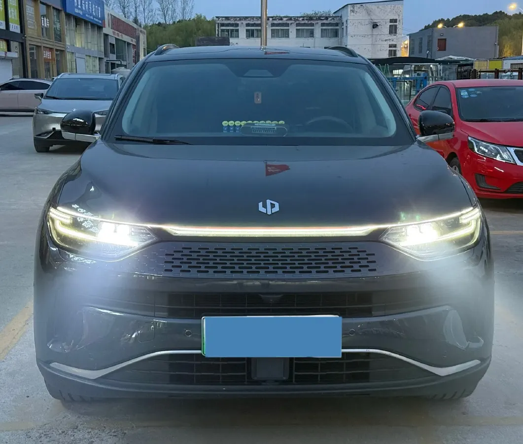 2023 Leapmotor C11 1.5L 95HP L4 REEV 43.74KWH,autocango,china used car exporter,china ev exporter,chinese used car exporter,chinese used ev exporter