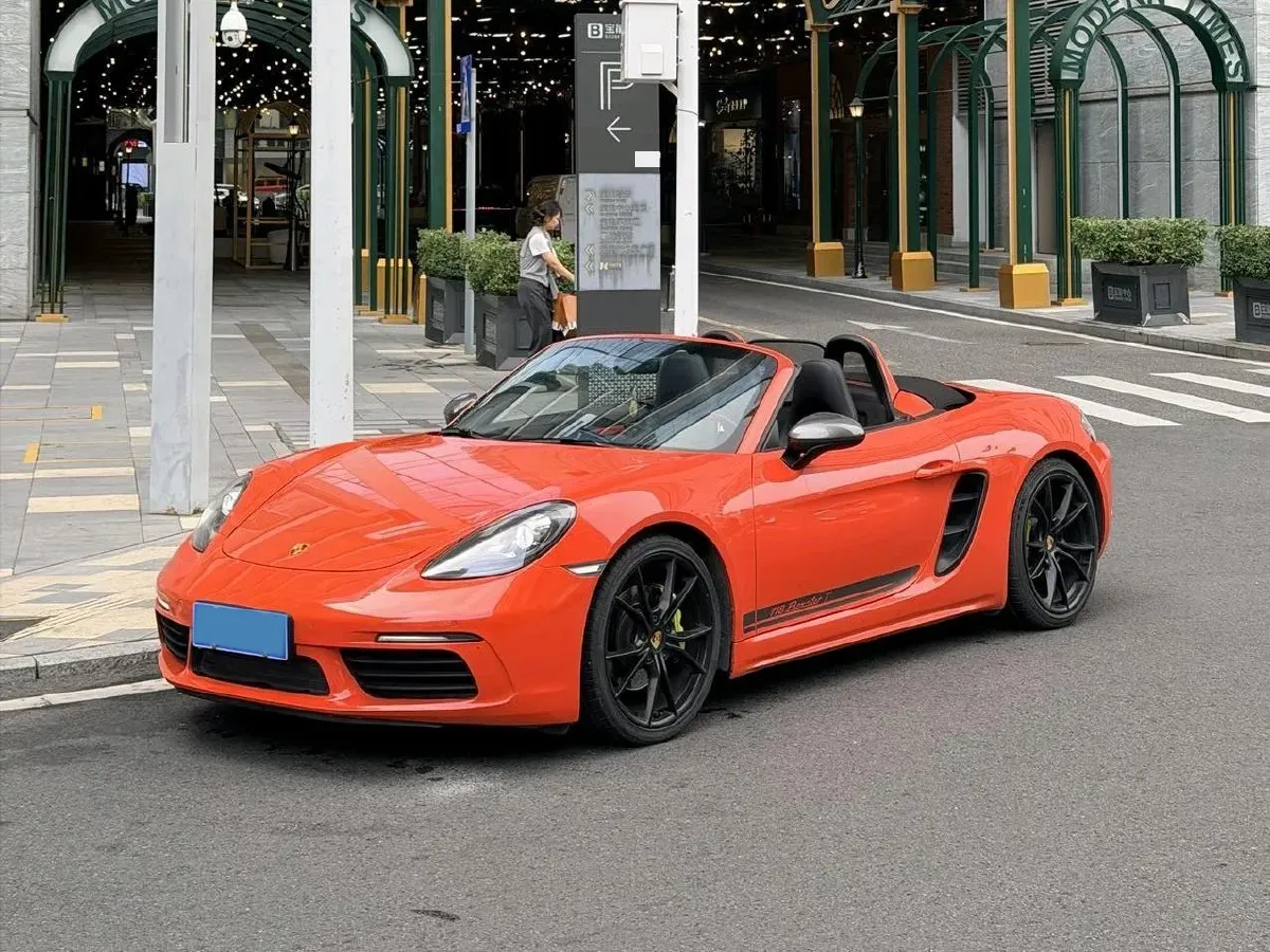 2019 Porsche 718 2.0T 300HP H4 7DCT,autocango,china used car exporter,china ev exporter,chinese used car exporter,chinese used ev exporter