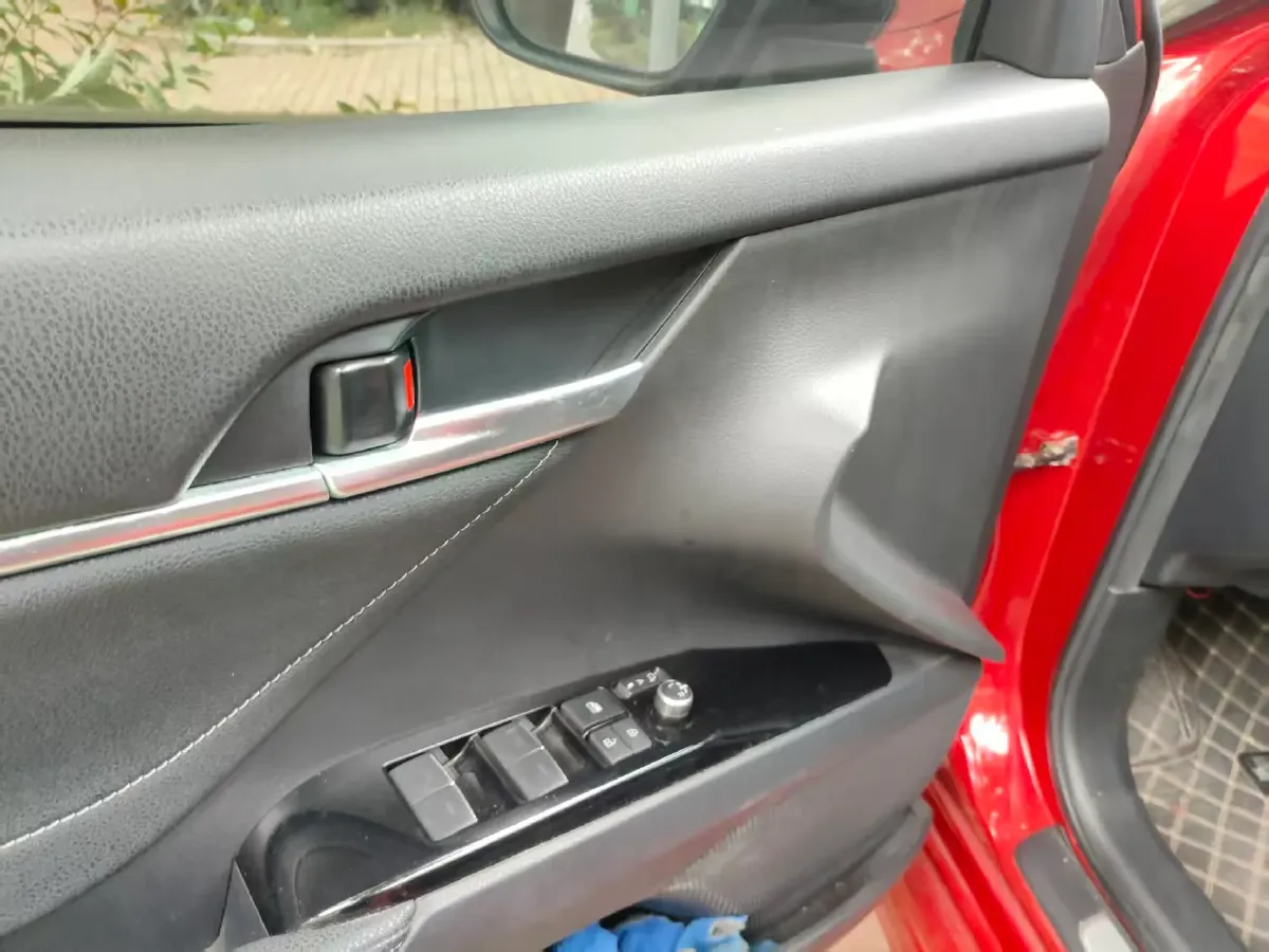 2021 Toyota Camry 2.5L 209HP L4 8AT,autocango,china used car exporter,china ev exporter,chinese used car exporter,chinese used ev exporter