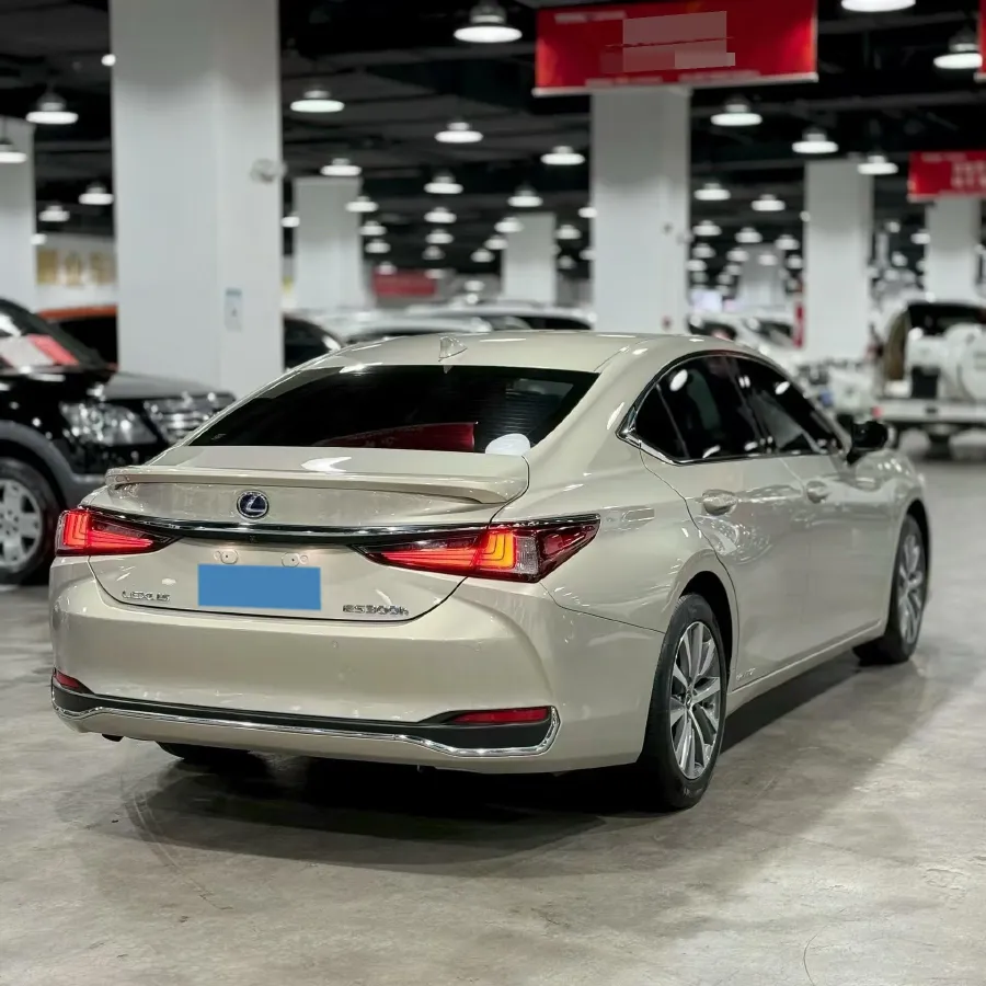 2020 Lexus ES 2.5L 178HP L4 E-CVT Hybrid,autocango,china used car exporter,china ev exporter,chinese used car exporter,chinese used ev exporter