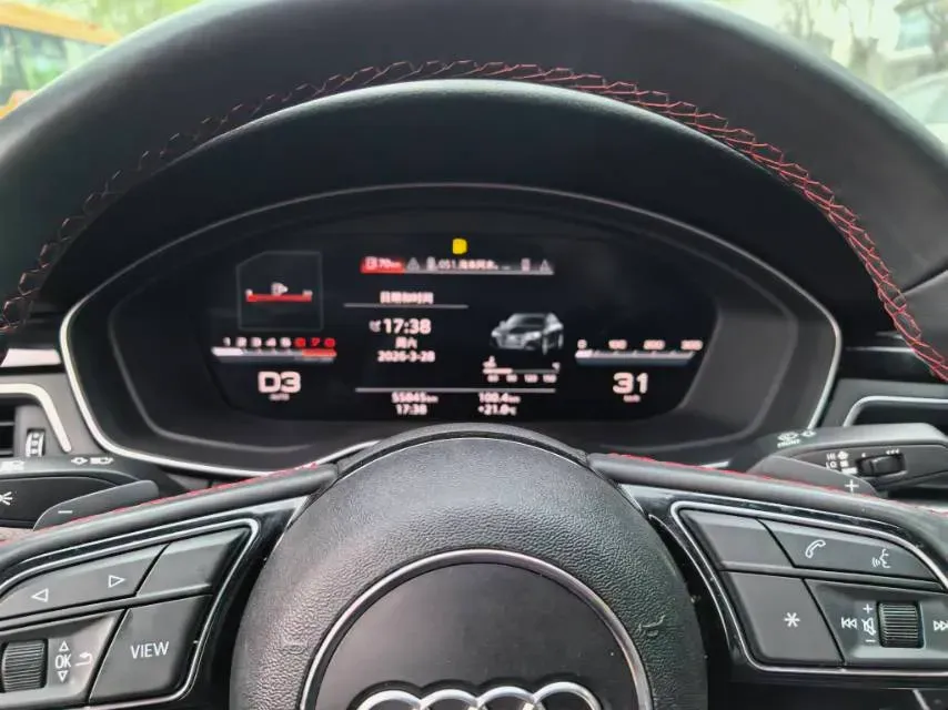 2022 Audi A4L 2.0T 190HP L4 7DCT,autocango,china used car exporter,china ev exporter,chinese used car exporter,chinese used ev exporter