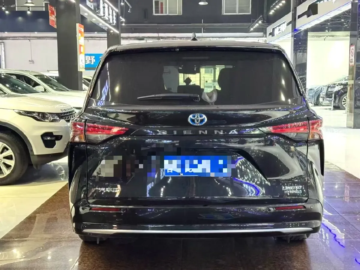 2024 Toyota Sienna 2.5L 189HP L4 E-CVT Hybrid,autocango,china used car exporter,china ev exporter,chinese used car exporter,chinese used ev exporter
