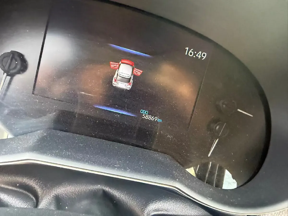 2023 Toyota C-HR 2.0L 171HP L4 CVT,autocango,china used car exporter,china ev exporter,chinese used car exporter,chinese used ev exporter