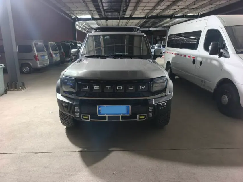 2023 Jetour Traveller 2.0T 254HP L4 7DCT,autocango,china used car exporter,china ev exporter,chinese used car exporter,chinese used ev exporter