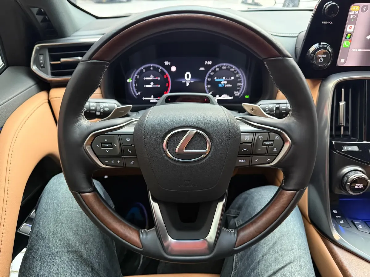 2025 Lexus LX 3.5T 408HP V6 10AT Hybrid,autocango,china used car exporter,china ev exporter,chinese used car exporter,chinese used ev exporter