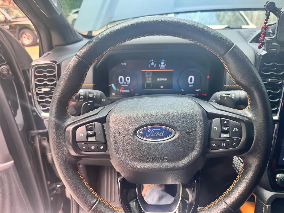 2023 Ford Ranger 2.3T 258HP L4 8AT,autocango,china used car exporter,china ev exporter,chinese used car exporter,chinese used ev exporter