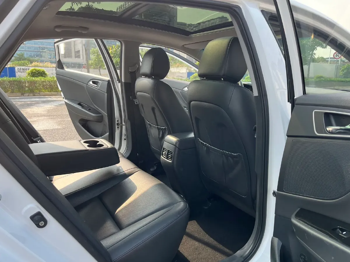 2017 Hyundai Mistra 1.8L 143HP L4 6AT,autocango,china used car exporter,china ev exporter,chinese used car exporter,chinese used ev exporter