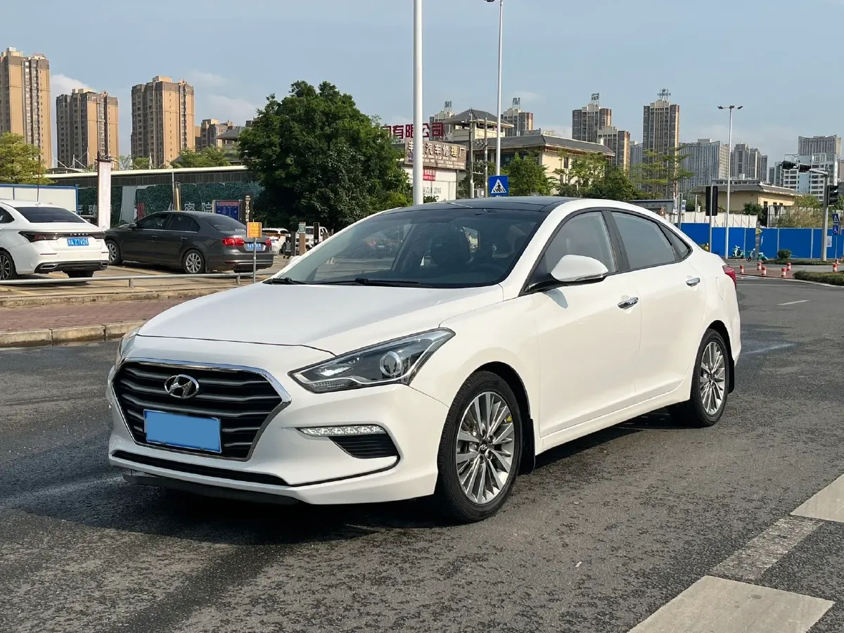 2017 Hyundai Mistra 1.8L 143HP L4 6AT,autocango,china used car exporter,china ev exporter,chinese used car exporter,chinese used ev exporter