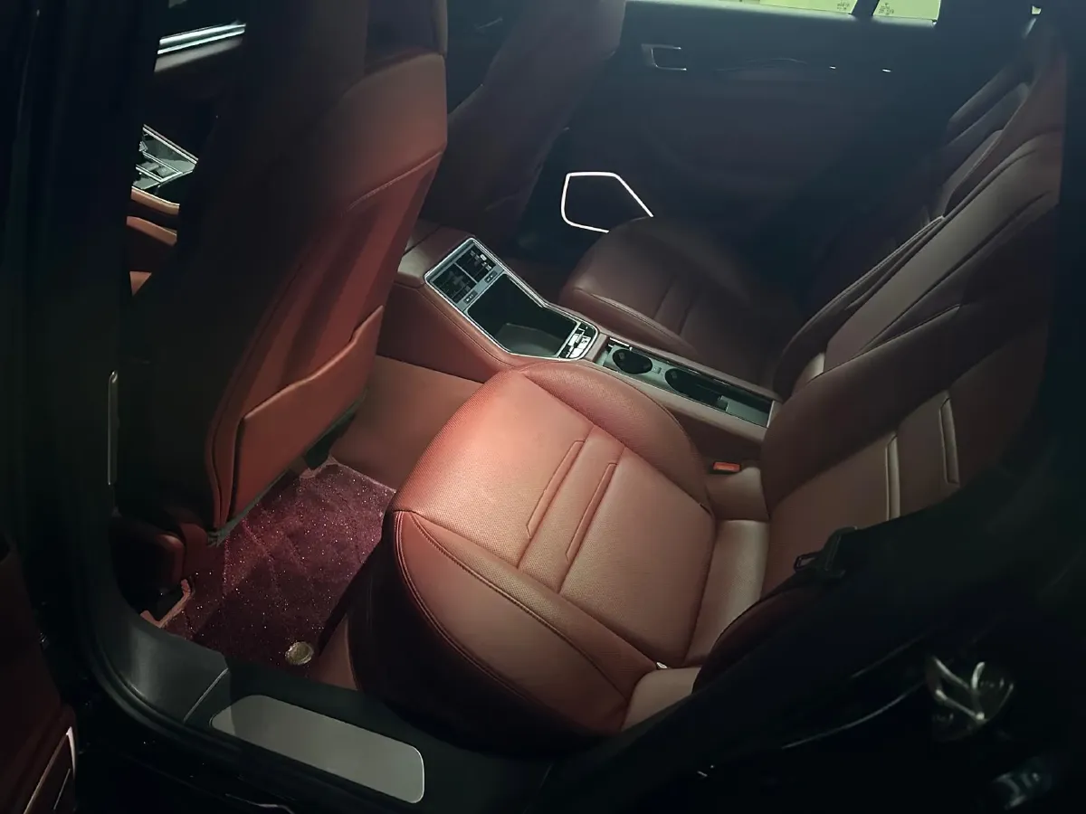 2023 Porsche Panamera 2.9T 330HP V6 8DCT PHEV 17.9KWH,autocango,china used car exporter,china ev exporter,chinese used car exporter,chinese used ev exporter