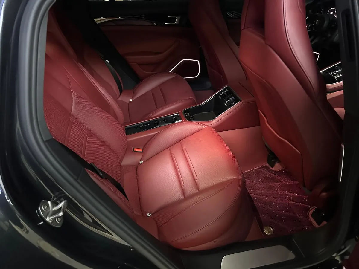 2023 Porsche Panamera 2.9T 330HP V6 8DCT PHEV 17.9KWH,autocango,china used car exporter,china ev exporter,chinese used car exporter,chinese used ev exporter