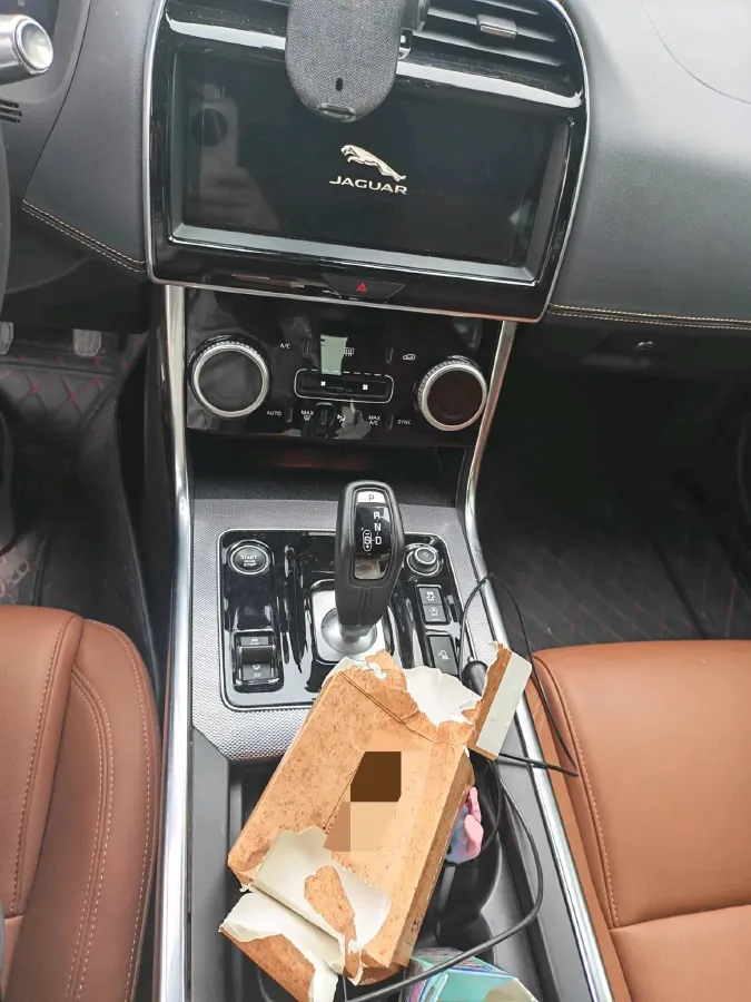 2021 Jaguar XEL 2.0T 250HP L4 8AT,autocango,china used car exporter,china ev exporter,chinese used car exporter,chinese used ev exporter