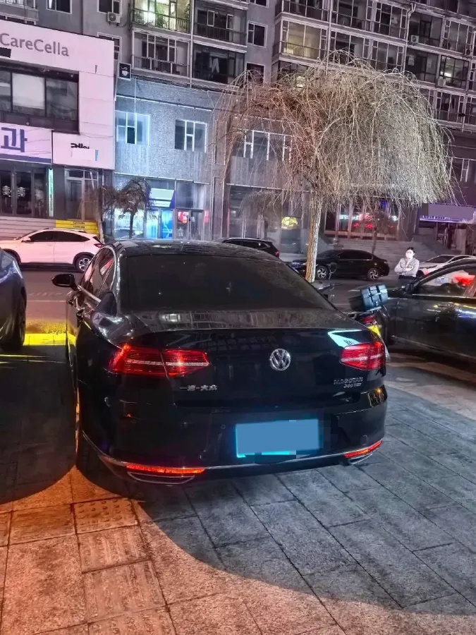 2018 Volkswagen Magotan 1.8T 180HP L4 7DCT,autocango,china used car exporter,china ev exporter,chinese used car exporter,chinese used ev exporter