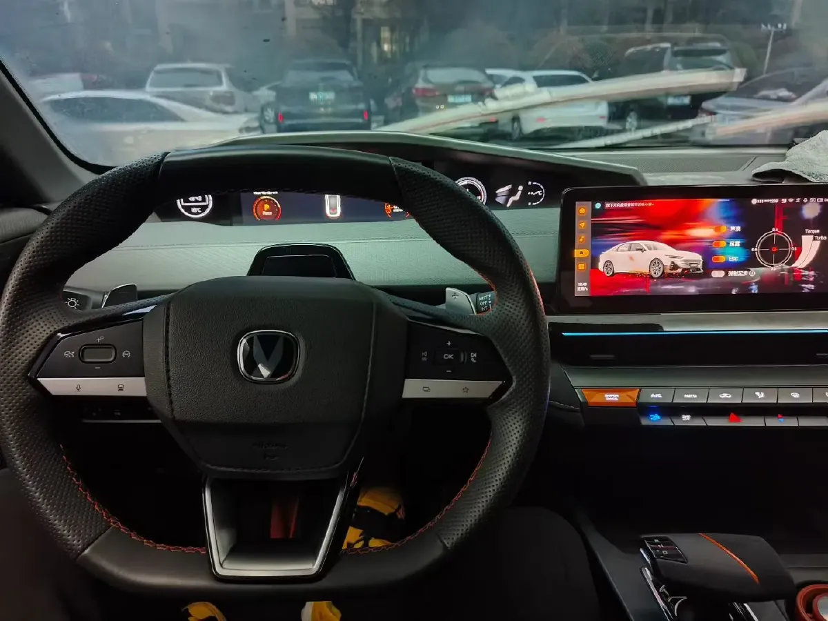 2022 ChangAn UNI-V 1.5T 188HP L4 7DCT,autocango,china used car exporter,china ev exporter,chinese used car exporter,chinese used ev exporter