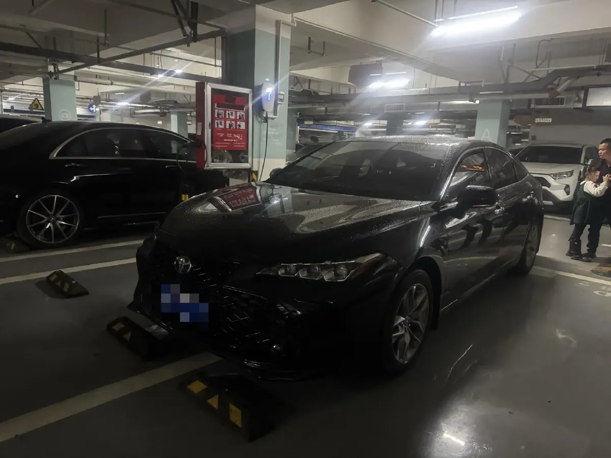 2021 Toyota Avalon 2.5L 209HP L4 8AT,autocango,china used car exporter,china ev exporter,chinese used car exporter,chinese used ev exporter