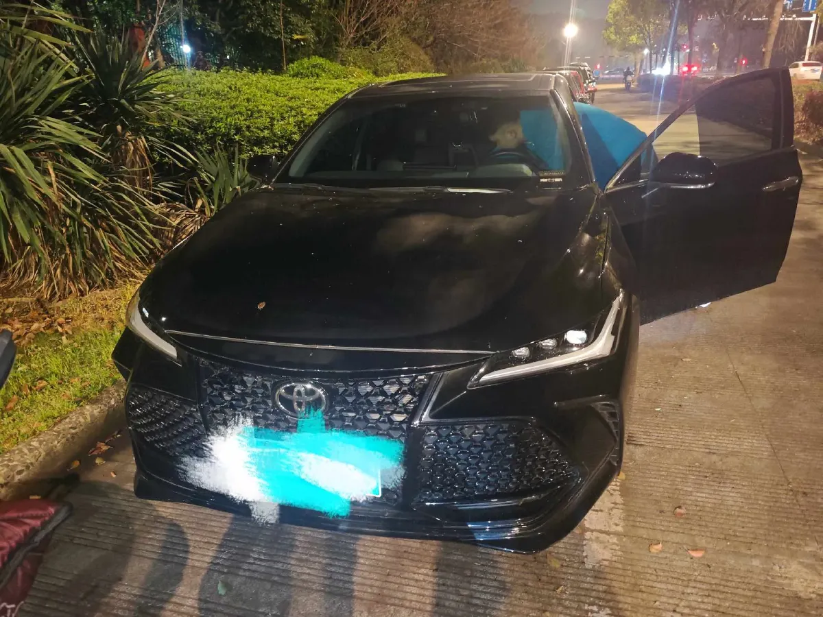 2023 Toyota Avalon 2.0L 177HP L4 CVT,autocango,china used car exporter,china ev exporter,chinese used car exporter,chinese used ev exporter