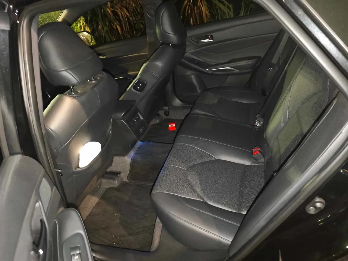 2023 Toyota Avalon 2.0L 177HP L4 CVT,autocango,china used car exporter,china ev exporter,chinese used car exporter,chinese used ev exporter