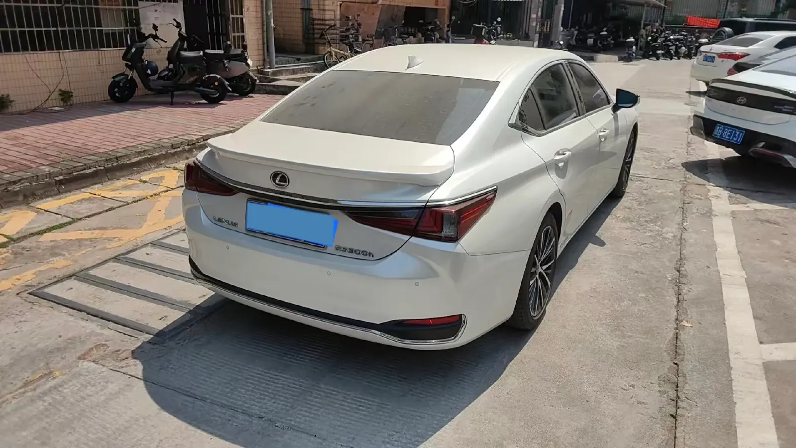 2021 Lexus ES 2.5L 178HP L4 E-CVT Hybrid,autocango,china used car exporter,china ev exporter,chinese used car exporter,chinese used ev exporter