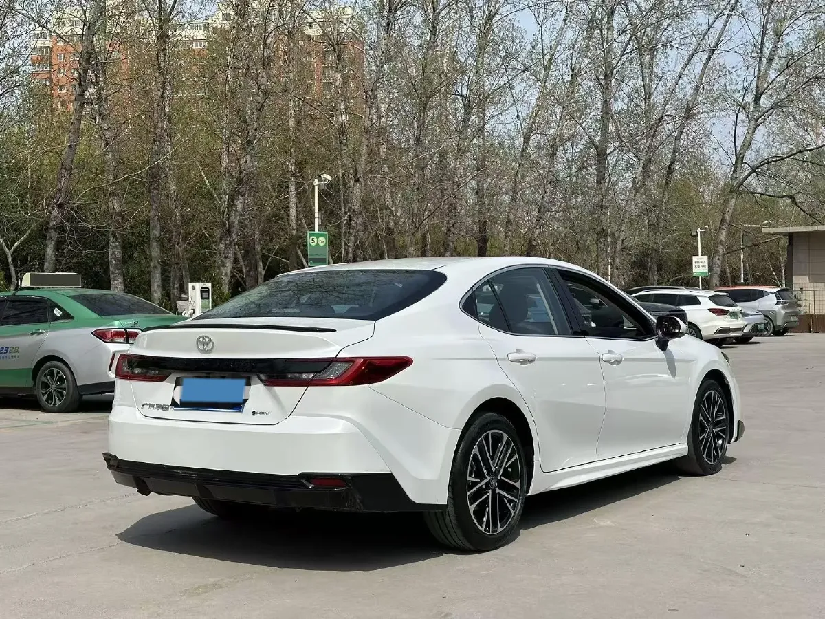 2026 Toyota Camry 2.0L 152HP L4 E-CVT Hybrid,autocango,china used car exporter,china ev exporter,chinese used car exporter,chinese used ev exporter