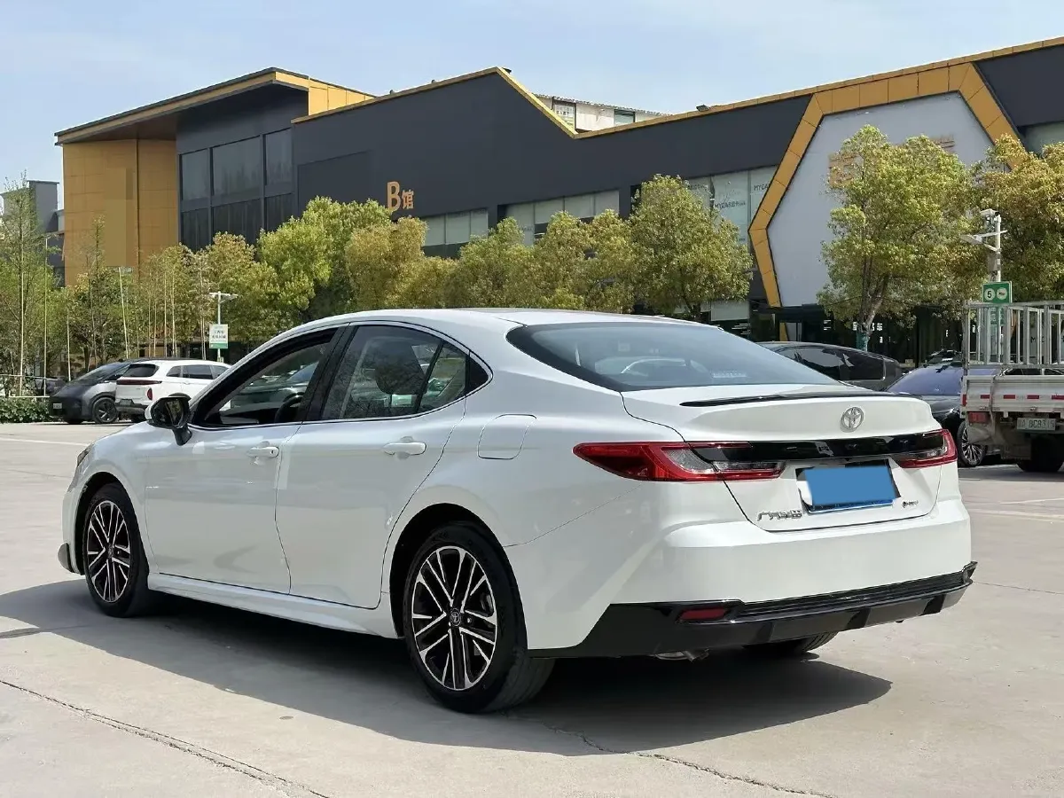 2026 Toyota Camry 2.0L 152HP L4 E-CVT Hybrid,autocango,china used car exporter,china ev exporter,chinese used car exporter,chinese used ev exporter