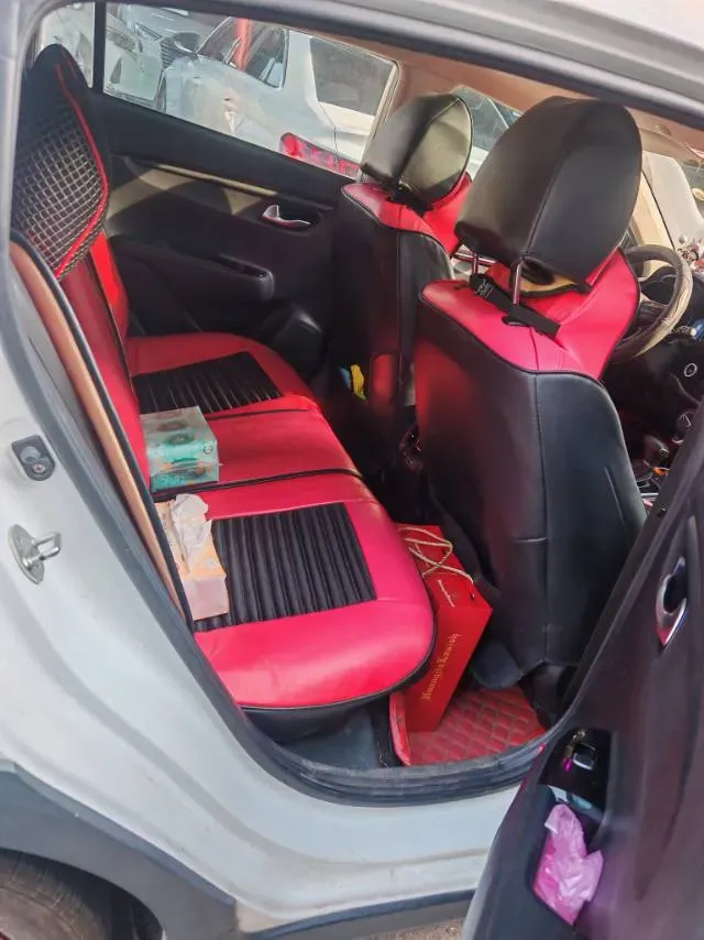 2017 Kia KX Cross 1.4L 100HP L4 6AT,autocango,china used car exporter,china ev exporter,chinese used car exporter,chinese used ev exporter