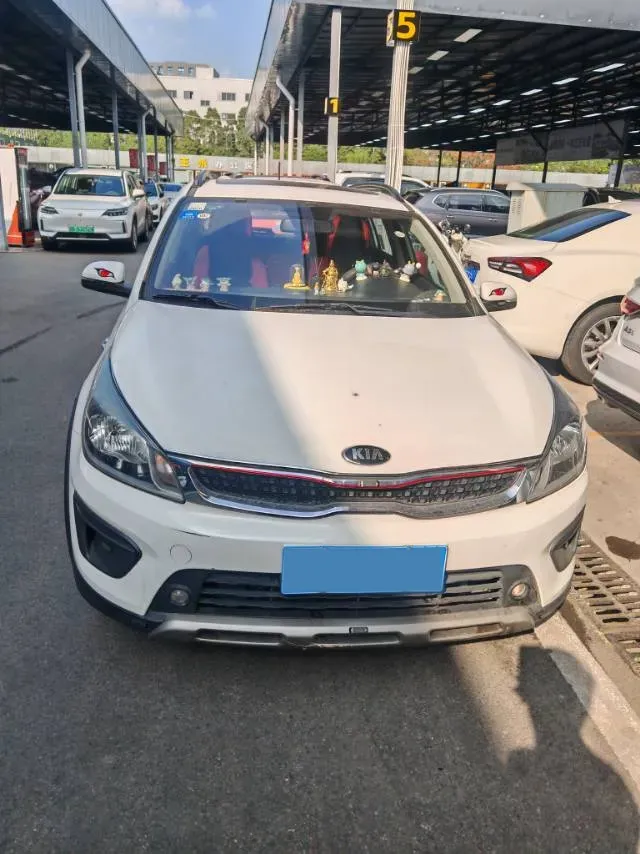 2017 Kia KX Cross 1.4L 100HP L4 6AT,autocango,china used car exporter,china ev exporter,chinese used car exporter,chinese used ev exporter