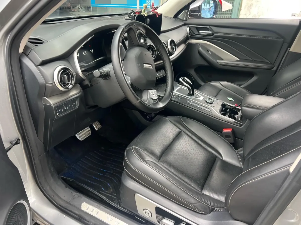 2018 WEY VV6 2.0T 197HP L4 7DCT,autocango,china used car exporter,china ev exporter,chinese used car exporter,chinese used ev exporter