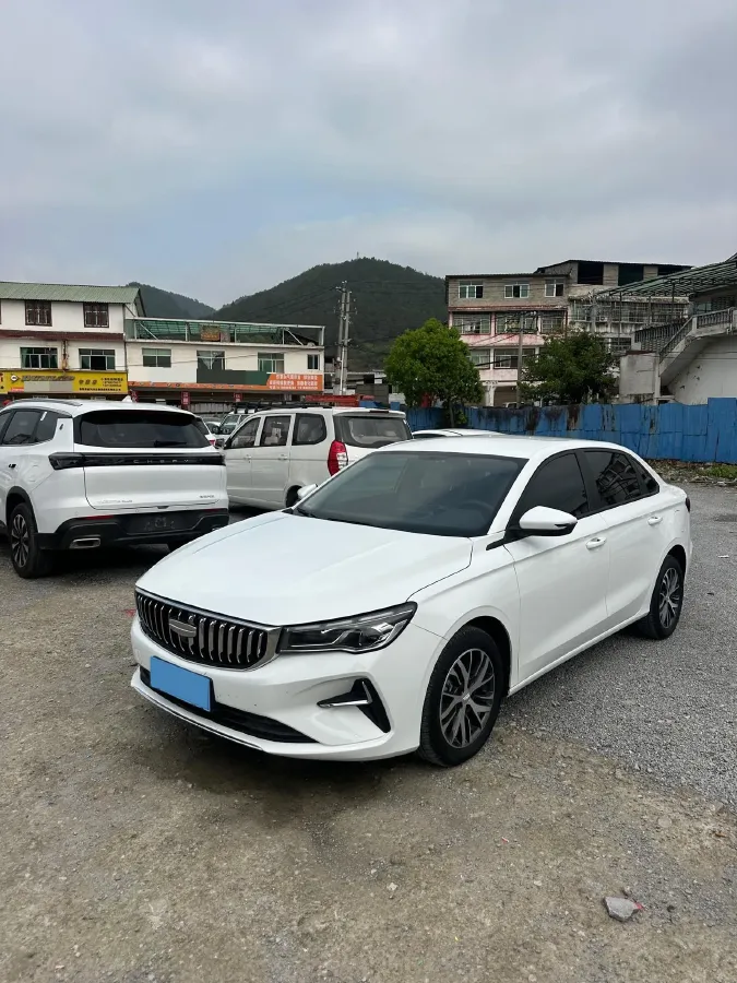 2025 Geely Emgrand 1.5L 127HP L4 CVT,autocango,china used car exporter,china ev exporter,chinese used car exporter,chinese used ev exporter