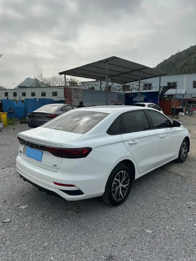 2025 Geely Emgrand 1.5L 127HP L4 CVT,autocango,china used car exporter,china ev exporter,chinese used car exporter,chinese used ev exporter