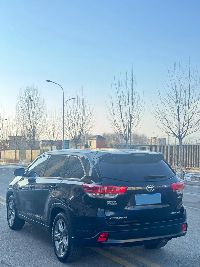 2019 HanTeng V7 1.5T 156HP L4 6AT,autocango,china used car exporter,china ev exporter,chinese used car exporter,chinese used ev exporter